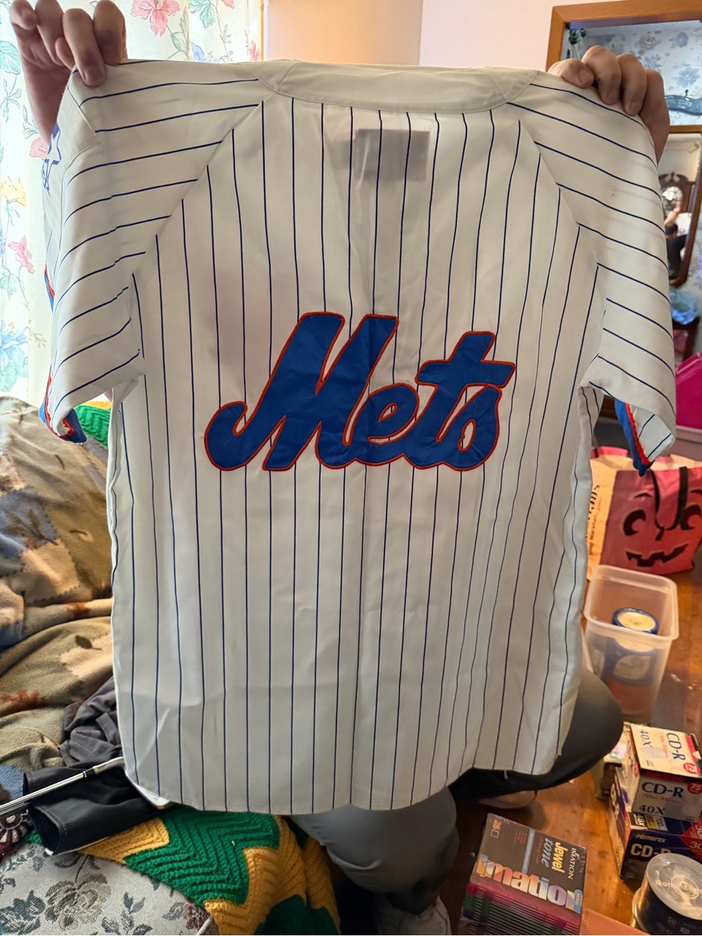 New York Mets White Pinstripe Button-Front Men’s Baseball Jersey - Picture 4 of 7